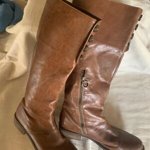 BCBG brown Leather boots Sz 11